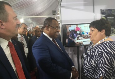 Gabon Woodshow and release of the export of certified wood products from the Owendo harbour