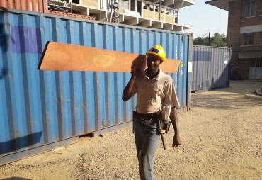 Public markets in Cameroon: obligation to use legal timber